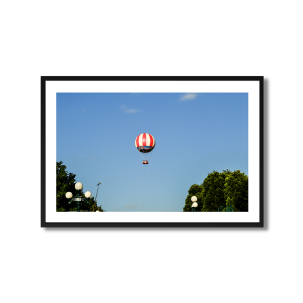 Hot air balloon print Paris Disney