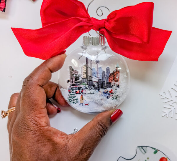 Toronto Christmas Floating Snow ornament - Image 2